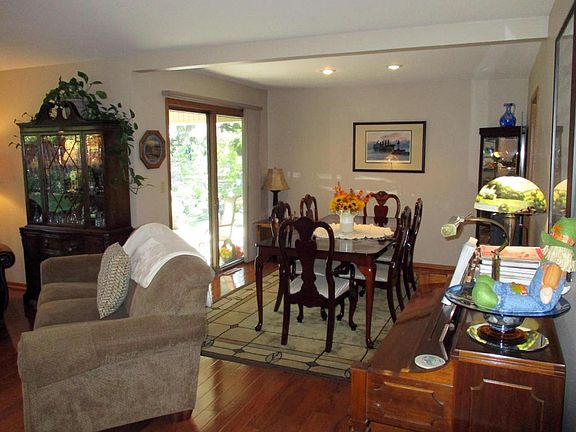 4th image of 1418 McKinley Dr