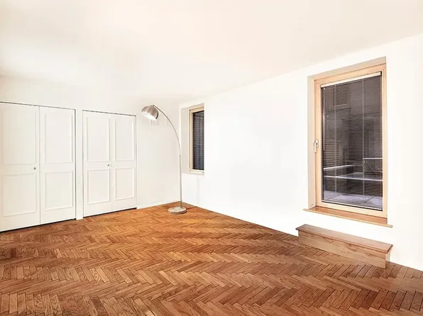 106 Central Park South image 1 of 9