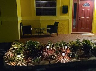 7421 Tropicana St, Hollywood, FL 33023