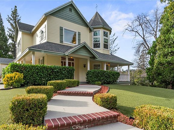 3rd image of 27601 Cedarwood Dr