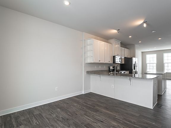 4th image of 6404 Wild Plum Dr