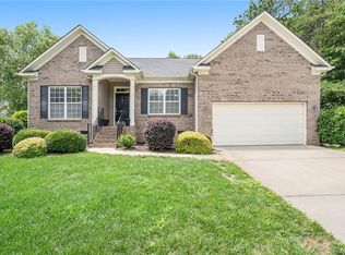 8201 Brisbin Ct, Waxhaw, NC 28173