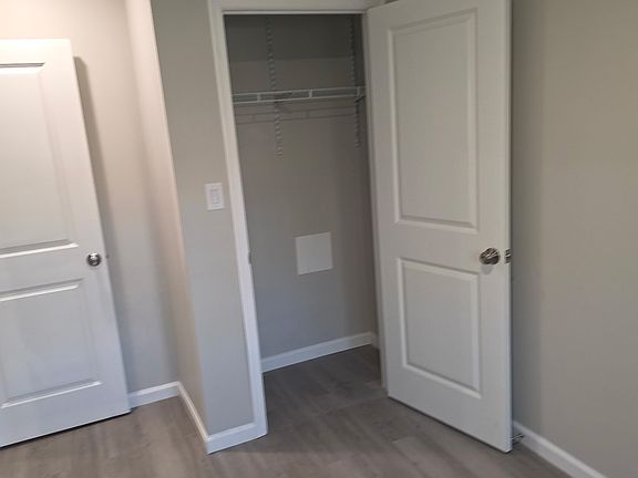 3rd image of 2543 Massey St