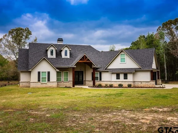 845 Fm 31 N, De Berry, TX 75639