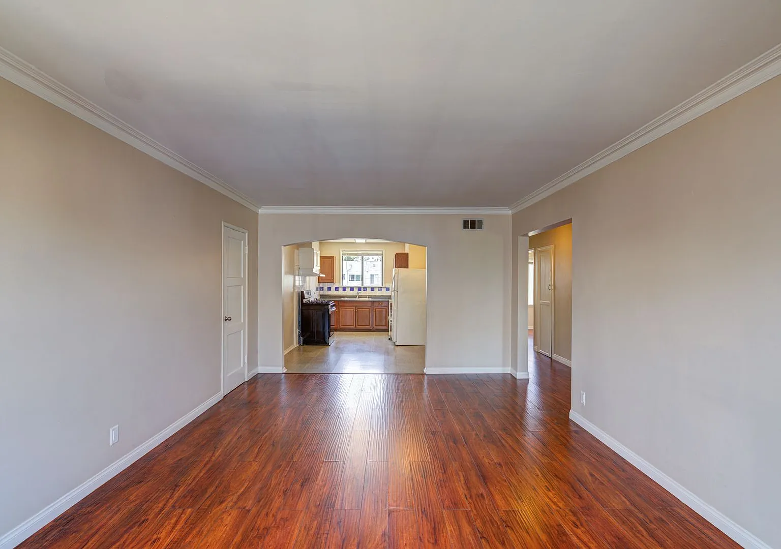 Plymouth Residences — Photo 3
