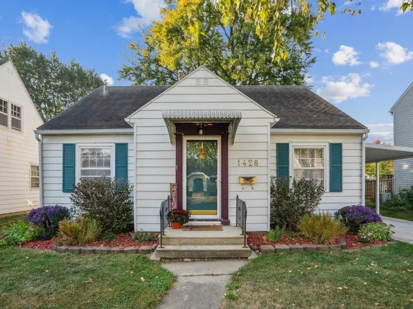 1428 Bertch Ave, Waterloo, IA 50702