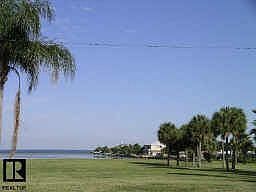 2nd image of 2121 Beach Dr SE