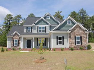 605 W Summerchase Dr, Fayetteville, NC 28311