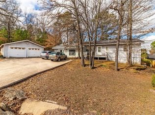 205 Dogwood Dr, Huntsville, AR 72740