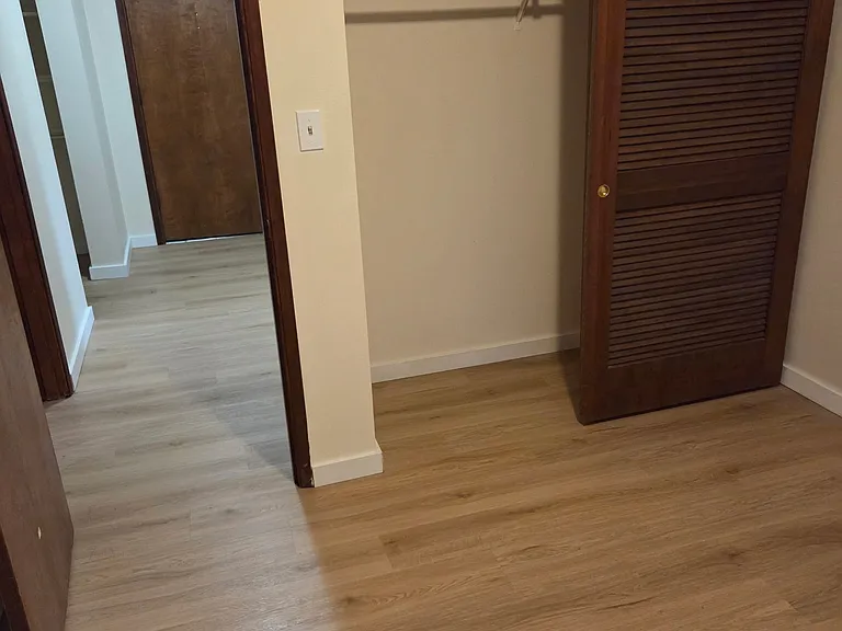 Corner House Apartments — Photo 21