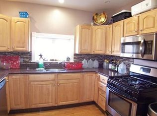 171 Hichborn St APT 3L, Revere, MA 02151