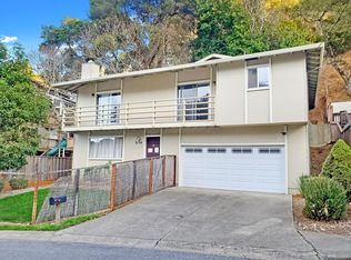 3138 E Laurel Creek Rd, Belmont, CA