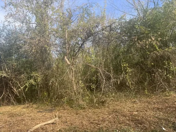 0 Walton Dr, Palestine, TX 75801