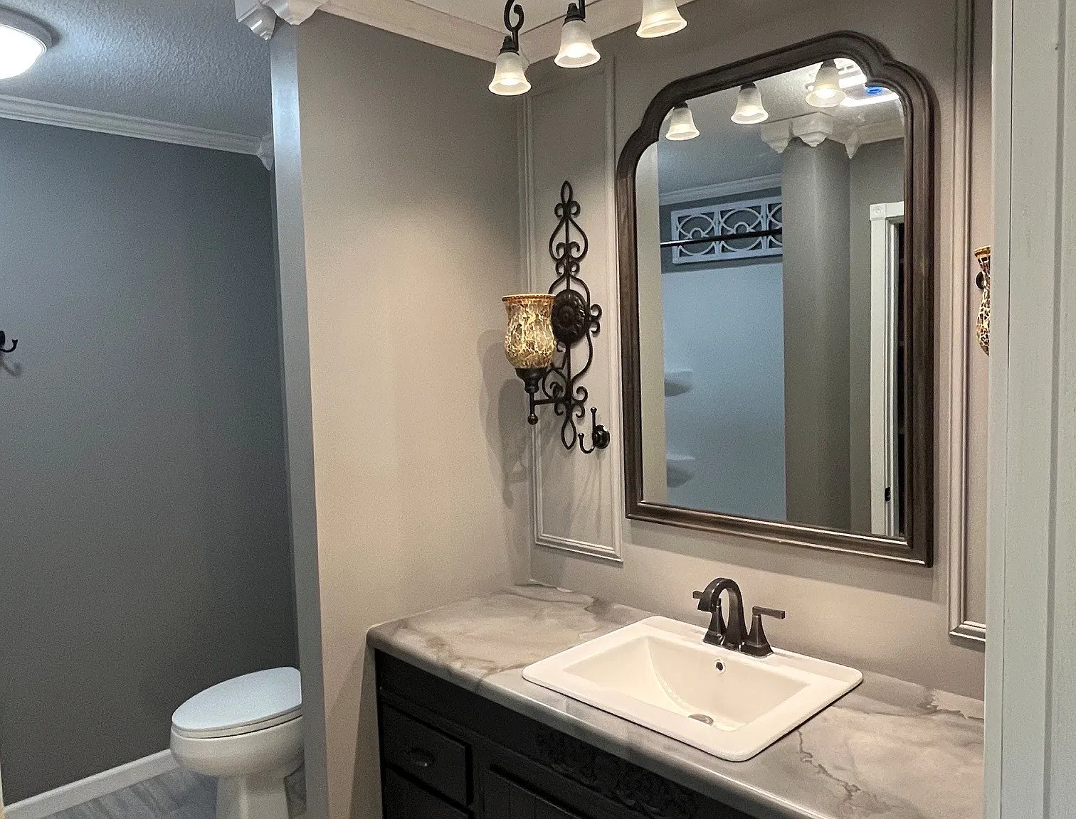 2 bed, 1.5 bath, 1205 sqft, $1,350 — Photo 1
