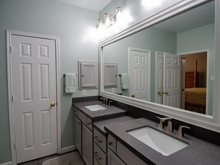1211 Campton Ct — Photo 23