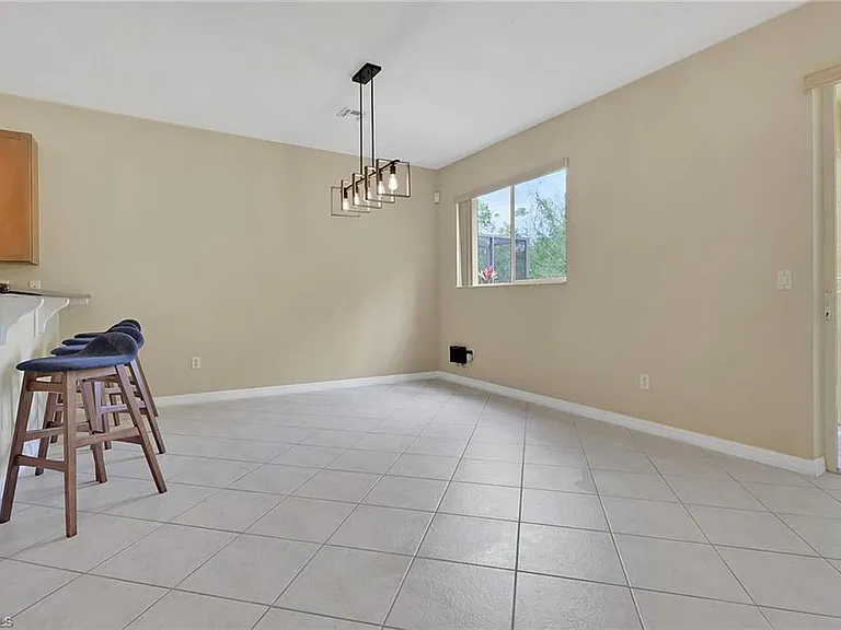 10260 Olivewood Way #58 — Photo 6