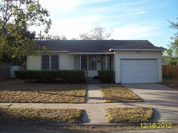 2nd image of 4709 Dody St