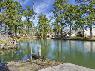 103 Sparrow St, Bonneau, SC 29431