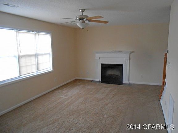 2nd image of 2325 Vineyard Drive #C1