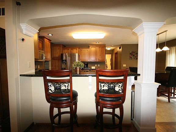 4th image of 53297 Sylvan Ct
