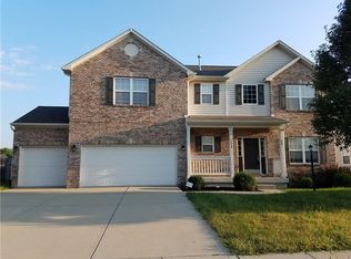 5860 W River Chase Ln, McCordsville, IN 46055