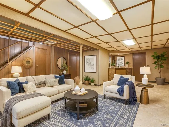 115-30 Inwood Street image 20 of 24