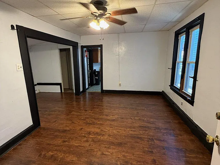 225 Wood St #1 — Photo 2