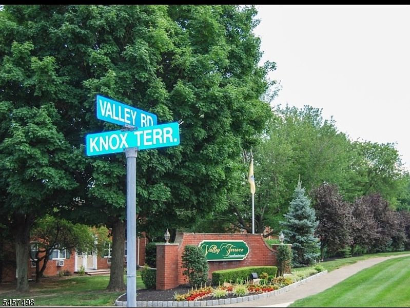 1st image of 1120 Valley Rd #1B