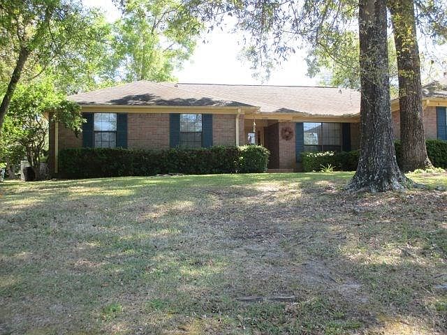 1st image of 2297 Greenbrier Blvd