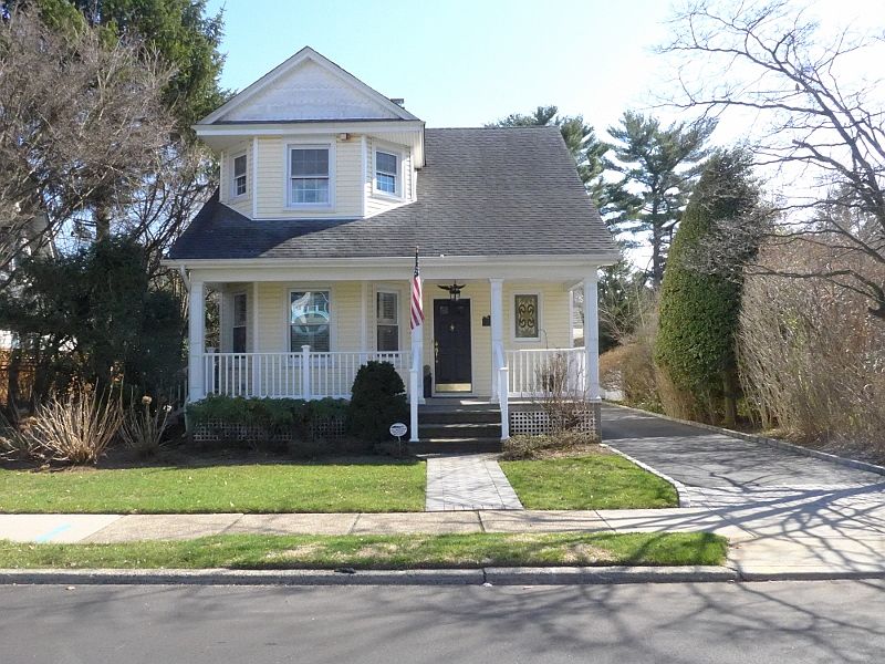 112 Butler St, Westbury, NY 11590 Zillow