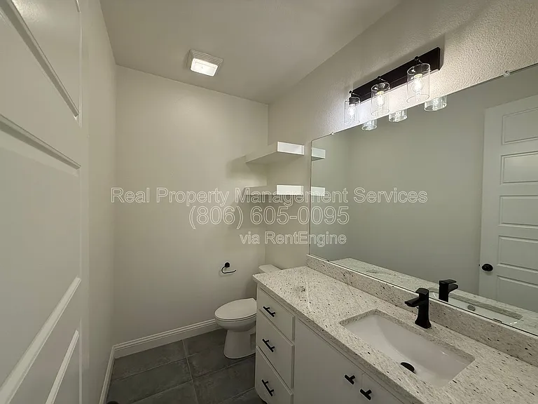 7621 54th St — Photo 16