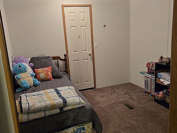 5th image of 525 Transylvania Dr