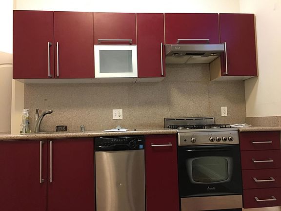 2nd image of 168 Hyde St APT 106