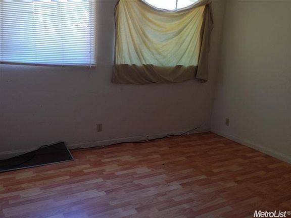 2nd image of 6410 Sabo Dr