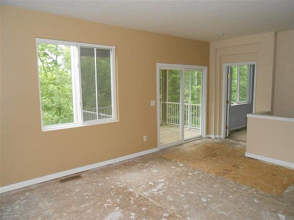 4th image of 5378 Scarletoak Dr