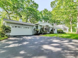 1525 Gull Pond Ln, Greenport, NY 11944