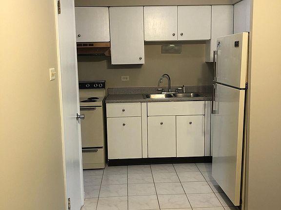 4th image of 5640 S Archer Ave APT 8