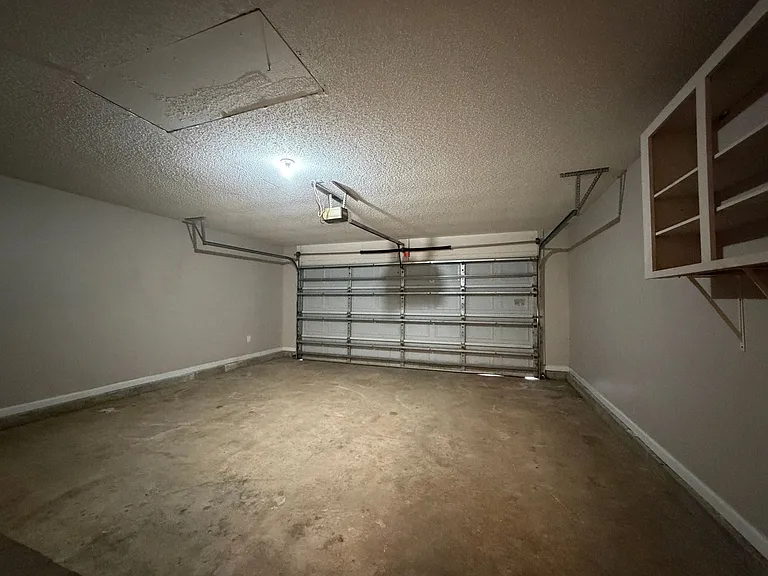 4339 Hanging Moss Dr — Photo 14