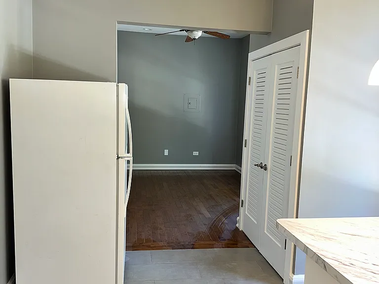 1901 S Racine Ave #2MIDDLE — Photo 8