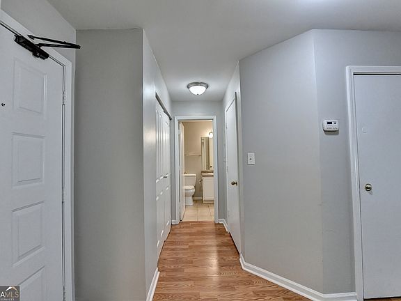 4th image of 3655 Habersham Rd NE APT 311