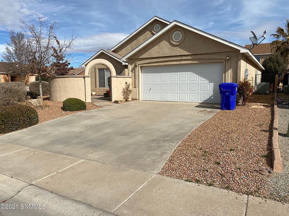 2nd image of 1390 Anasazi Ct