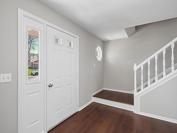 2nd image of 16427 Hyland Ave