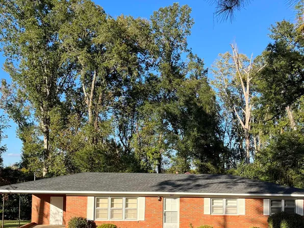 307 Brookdale Dr, Dublin, GA 31021