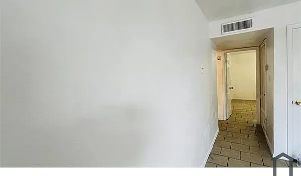 8200 Copper Ave NE #C — Photo 12
