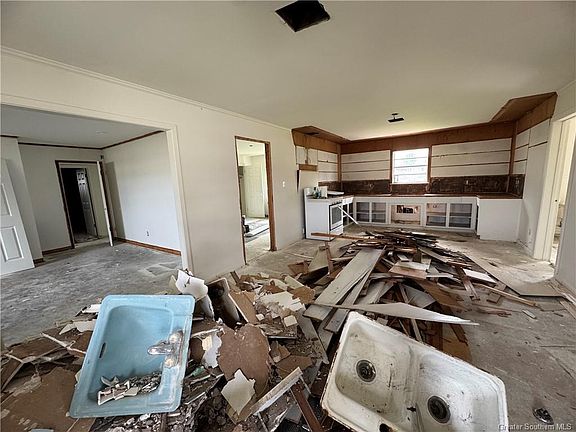 3rd image of 2708 1st Ave