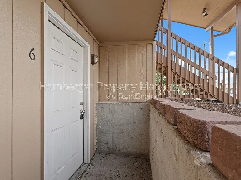 3203 N Smith St #6 — Photo 5