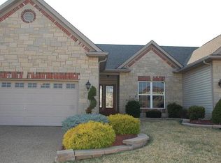 31 Orchid Ct, O'Fallon, MO 63366