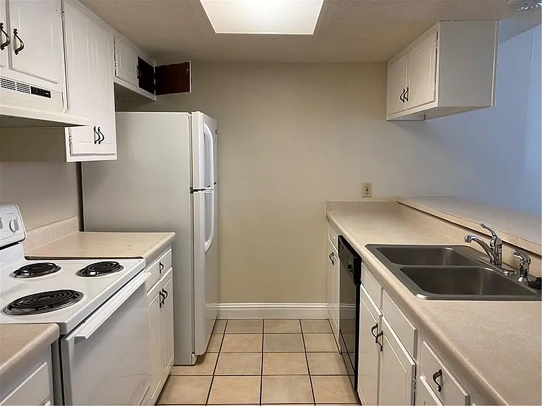 3412 Willowrun Dr #A — Photo 8