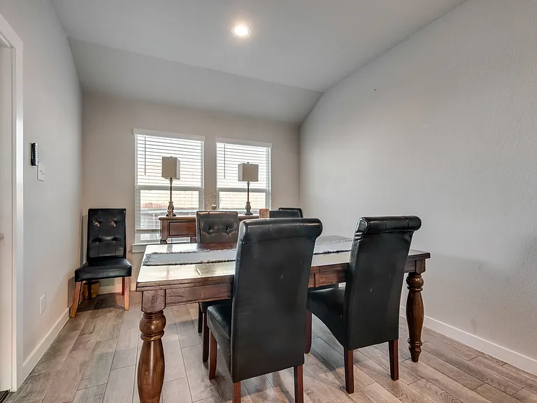 1508 Forest Park Dr — Photo 10