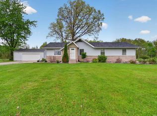 7528 Yellow River Rd, Fort Wayne, IN 46818